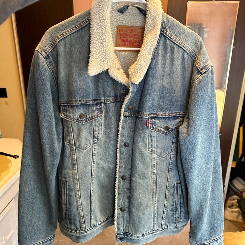Levi's Light Blue Denim Jacket with Sherpa Collar
